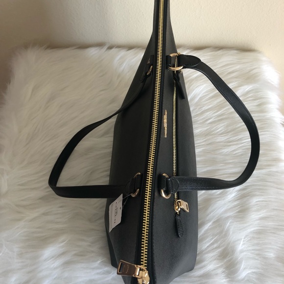 Coach - Picture 7 of 8